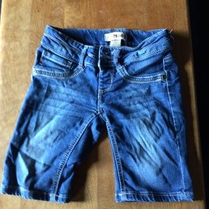 Girls size 8 shorts